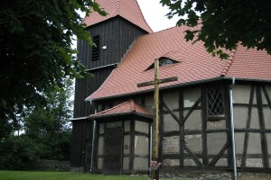 Die Kirche in Lubiechnia Mala wurde um 1670 erbaut. (Foto: Jörg Levermann)